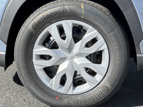 New 2026 Toyota Corolla Cross L image 31