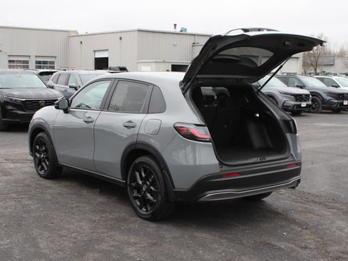 Used 2024 Honda HR-V Sport image 7