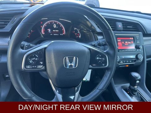 Used 2019 Honda Civic Sport image 7