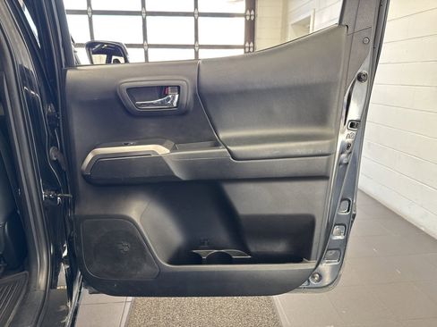 Certified 2021 Toyota Tacoma Limited image 50