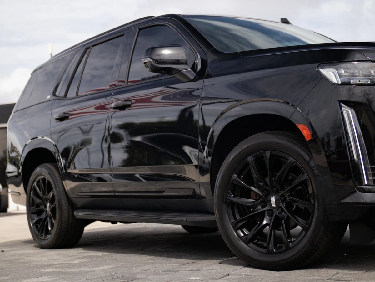 Used 2021 Cadillac Escalade Sport w/ LPO, ONYX Package RWD image 2