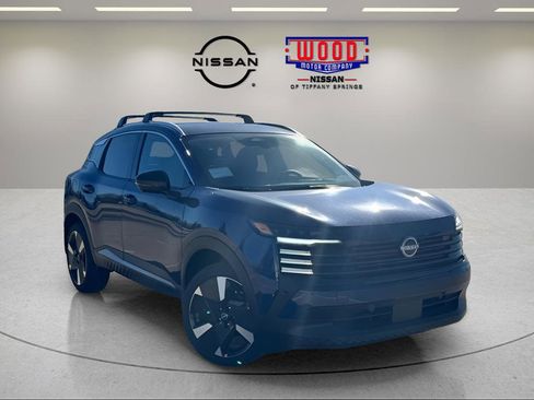 New 2026 Nissan Kicks SR w/ Cold Weather Package AWD/4WD image 5