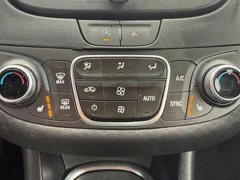 Used 2024 Chevrolet Malibu LT FWD image 5