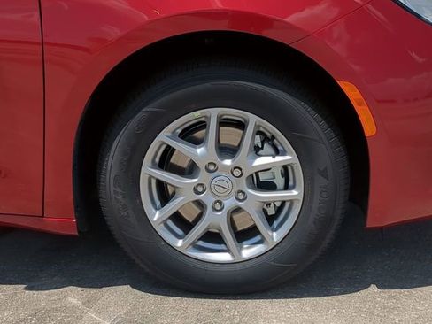 New 2026 Chrysler Voyager LX image 11