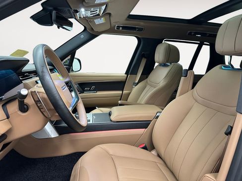 New 2026 Land Rover Range Rover SE AWD/4WD image 9