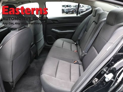 Used 2024 Nissan Altima 2.5 SV w/ SV Premium Package FWD image 21