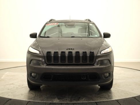 Used 2018 Jeep Cherokee Limited w/ Technology Group image 8