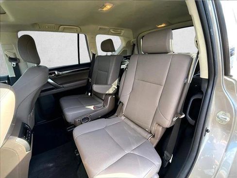 Used 2023 Lexus GX 460 Premium image 26