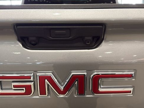 New 2026 GMC Sierra 2500 Pro image 9