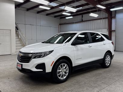 Used 2024 Chevrolet Equinox LS w/ LS Convenience Package