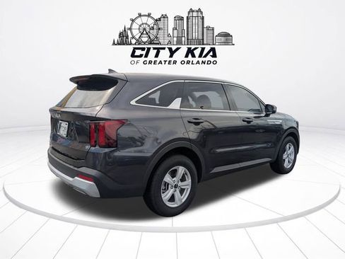 New 2026 Kia Sorento LX FWD image 7