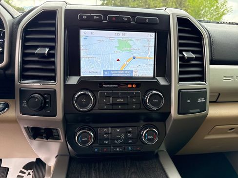 Certified 2020 Ford F350 Lariat w/ Lariat Ultimate Package AWD/4WD image 17