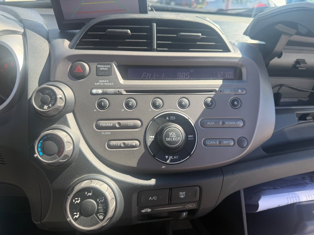 Used 2013 Honda Fit image 29
