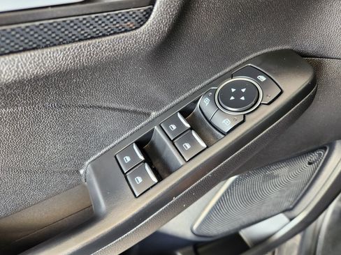 Used 2025 Ford Escape ST-Line FWD image 24