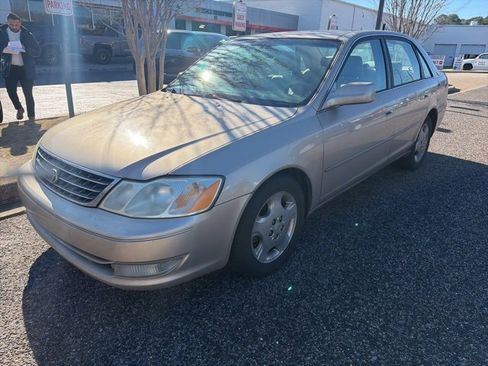 Used 2003 Toyota Avalon XL image 1