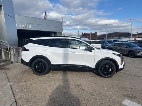 New 2026 Kia Sportage X-Line w/ X-Line Technology Package image 8