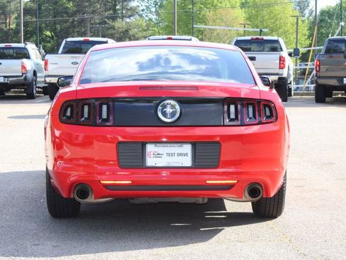 Used 2014 Ford Mustang Coupe RWD image 7