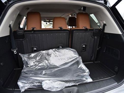 New 2025 Nissan Pathfinder Platinum image 31