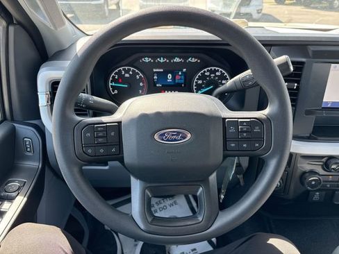 New 2026 Ford F250 XL w/ XL Chrome Package image 31