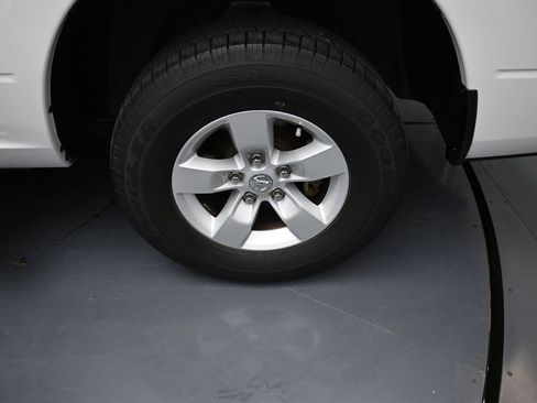 Used 2020 RAM 1500 Tradesman w/ Chrome Appearance Group image 20