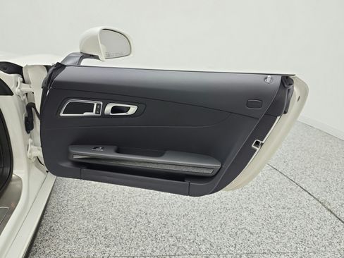 Certified 2021 Mercedes-Benz AMG GT Roadster image 19