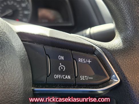 Used 2018 MAZDA MAZDA3 Sport image 28