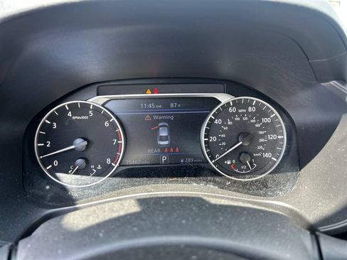 Used 2024 Nissan Altima 2.5 SV FWD image 18