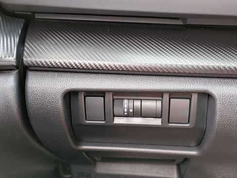 Certified 2025 Subaru Crosstrek 2.0i Premium AWD/4WD image 23