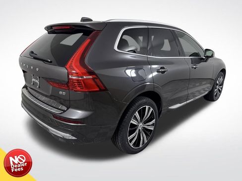 Used 2022 Volvo XC60 B5 Inscription w/ Advanced Package image 3