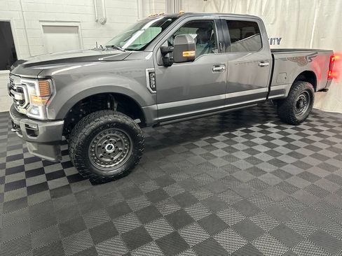 Used 2022 Ford F350 Limited AWD/4WD image 5
