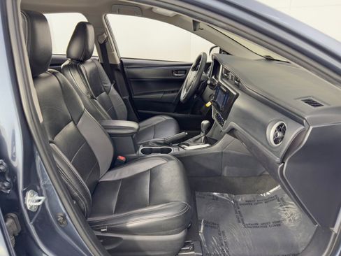 Used 2018 Toyota Corolla SE image 13