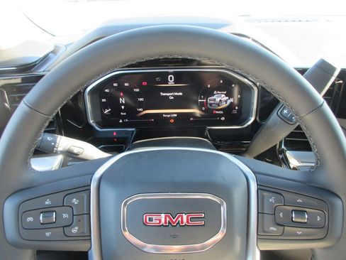 New 2026 GMC Sierra 2500 SLT image 18