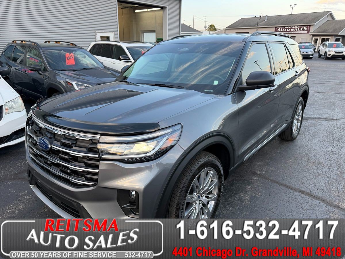 Used 2025 Ford Explorer Active w/ Active Comfort Package AWD/4WD image 1