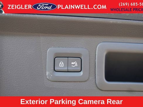 Used 2025 MAZDA CX-50 AWD 2.5 Hybrid w/ Premium Pkg image 11