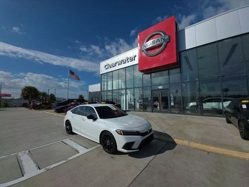 Used 2023 Honda Civic Sport image 1