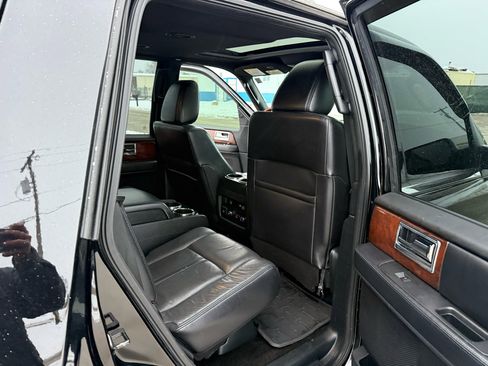 Used 2016 Lincoln Navigator Select image 27