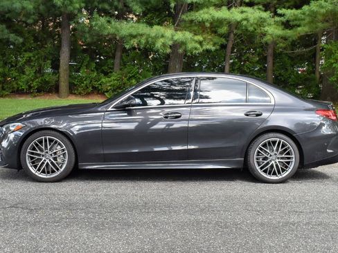 Used 2023 Mercedes-Benz C 43 AMG 4MATIC Sedan image 4