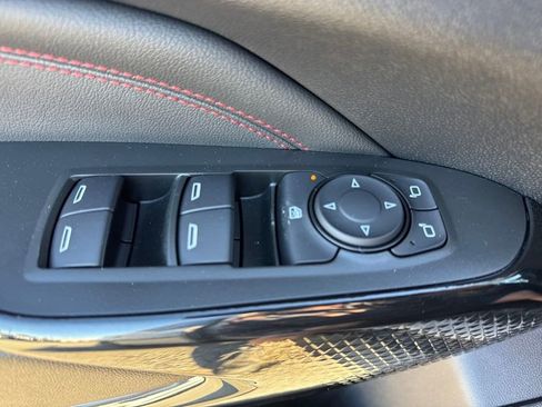 New 2026 Chevrolet Trax RS w/ Sunroof Package image 21