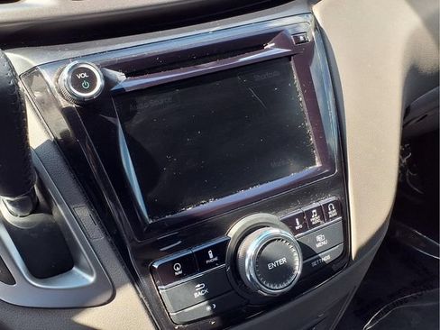 Used 2015 Honda Odyssey Touring Elite image 6