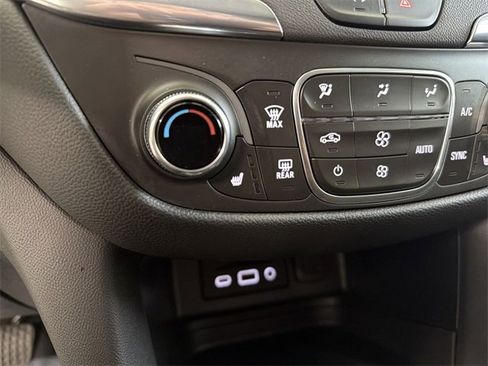 Certified 2023 Chevrolet Equinox LT image 31