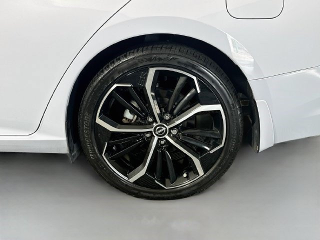 Used 2023 Nissan Altima 2.5 SR FWD image 36