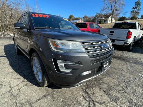 Used 2016 Ford Explorer Limited w/ Equipment Group 301A image 13