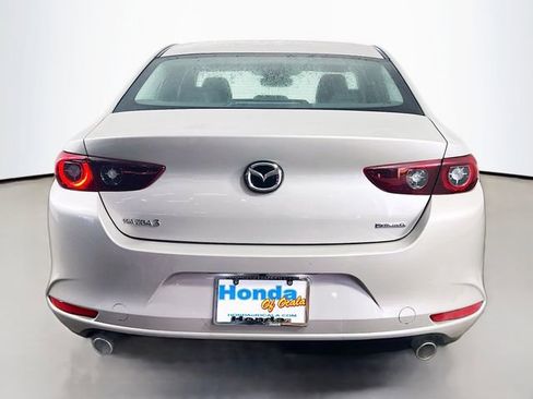 Used 2024 MAZDA MAZDA3 s image 8