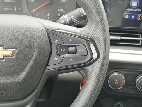 Certified 2024 Chevrolet Trax LS image 22