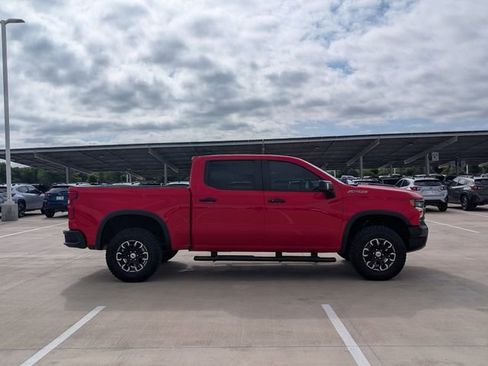 Used 2023 Chevrolet Silverado 1500 ZR2 w/ Technology Package AWD/4WD image 6