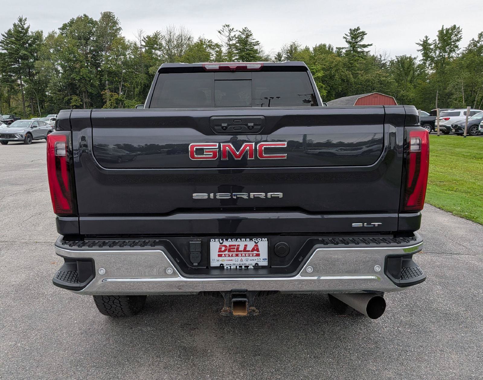 Used 2025 GMC Sierra 2500 SLT w/ SLT Premium Package AWD/4WD image 9