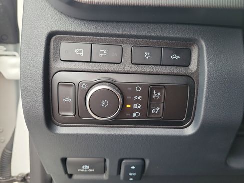 Used 2024 Ford F250 Platinum image 25