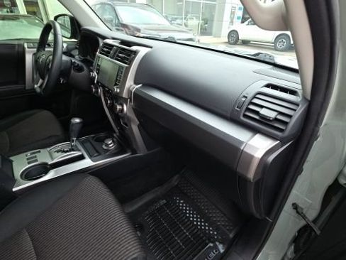 Used 2022 Toyota 4Runner Trail Special Edition AWD/4WD image 21