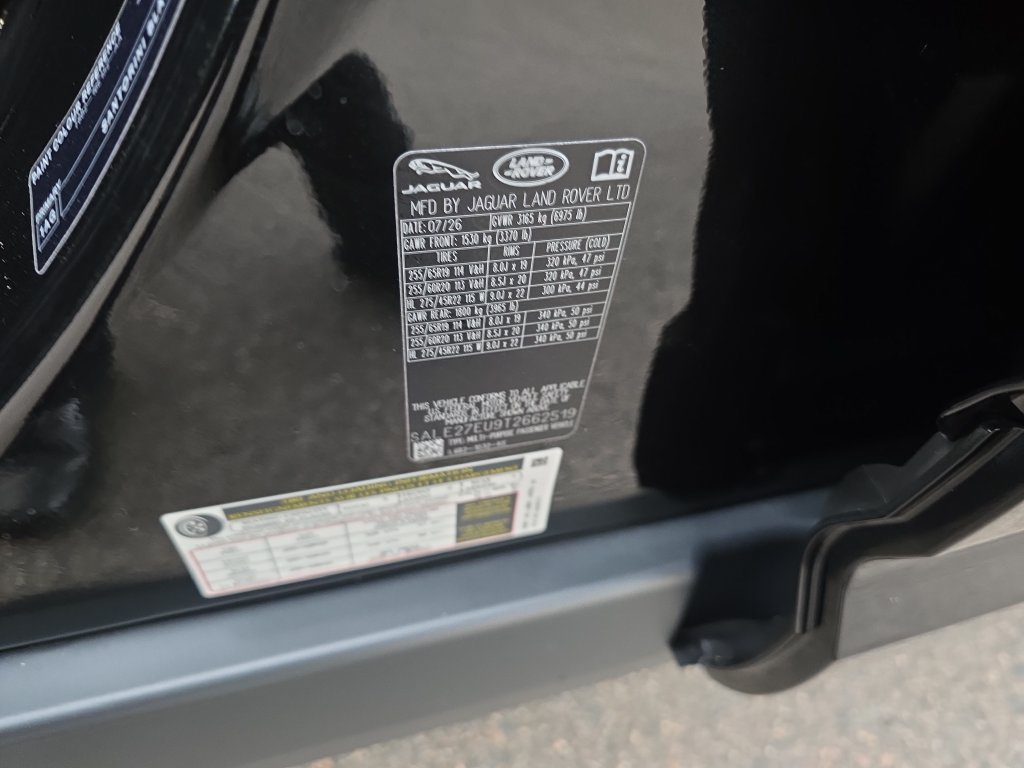 New 2026 Land Rover Defender 110 X-Dynamic SE AWD/4WD image 24