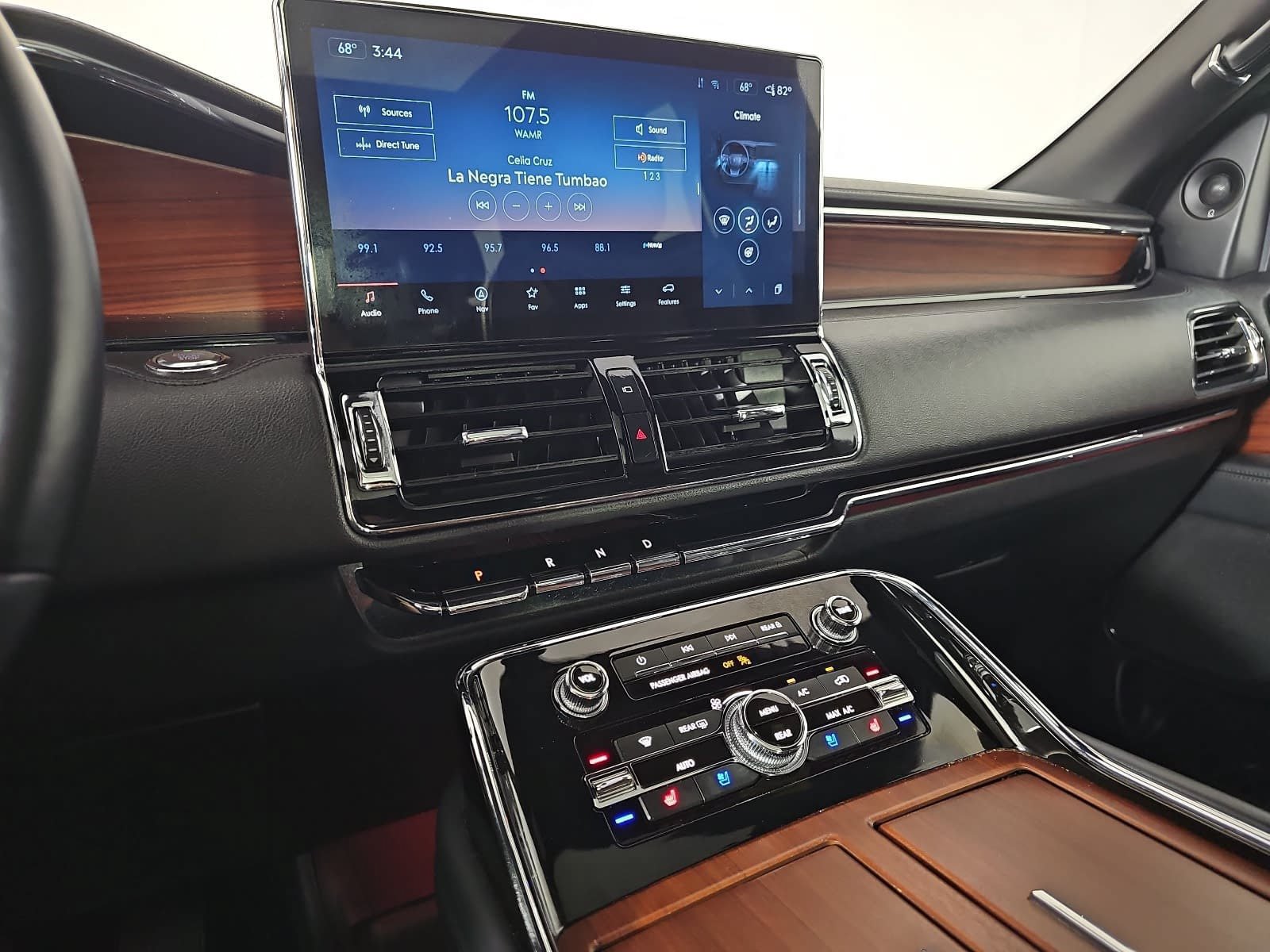 Used 2023 Lincoln Navigator Reserve AWD/4WD image 20